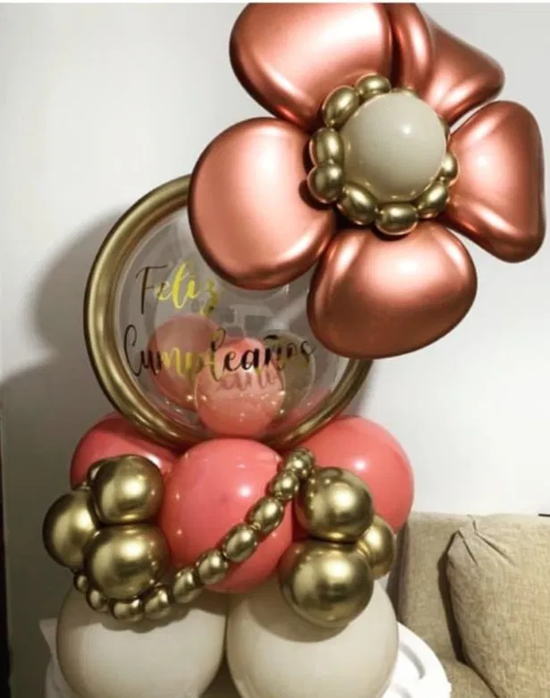 Rose gold globos
